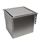 Copertura a fessura perimetrale in lamiera ad alto spessore.