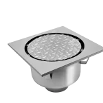 Copertura realizzata in lamiera mandorlata.